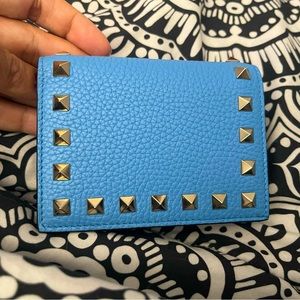 BNWT Valentino Rock stud wallet in 097 Denim.